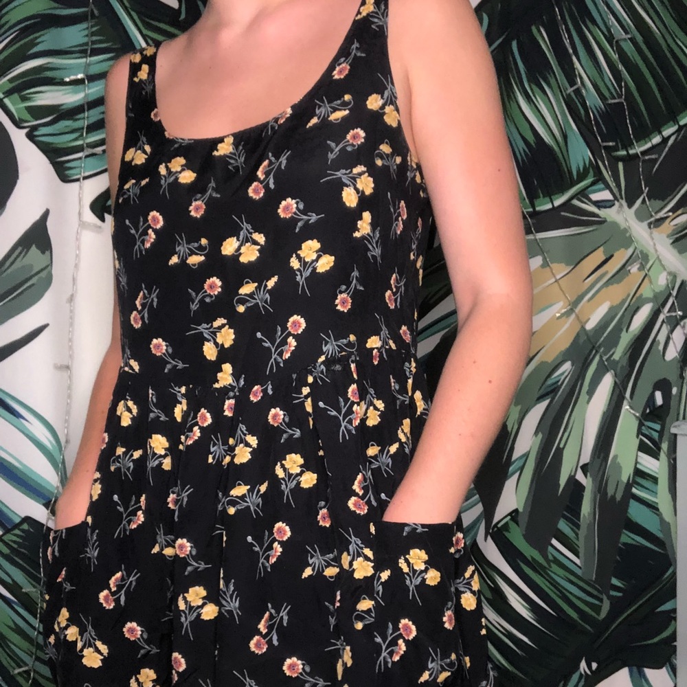 Edgy Floral Pocket Dress